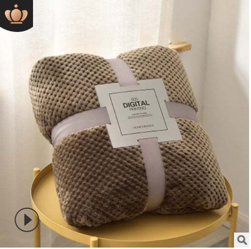Pineapple Plaid White Thickened Coral Fleece Sofa Blanket