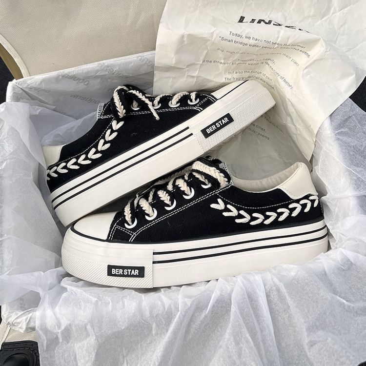 Women's Summer Canvas Shoes  Korean Style, Breathable & Trendy (On Hand)