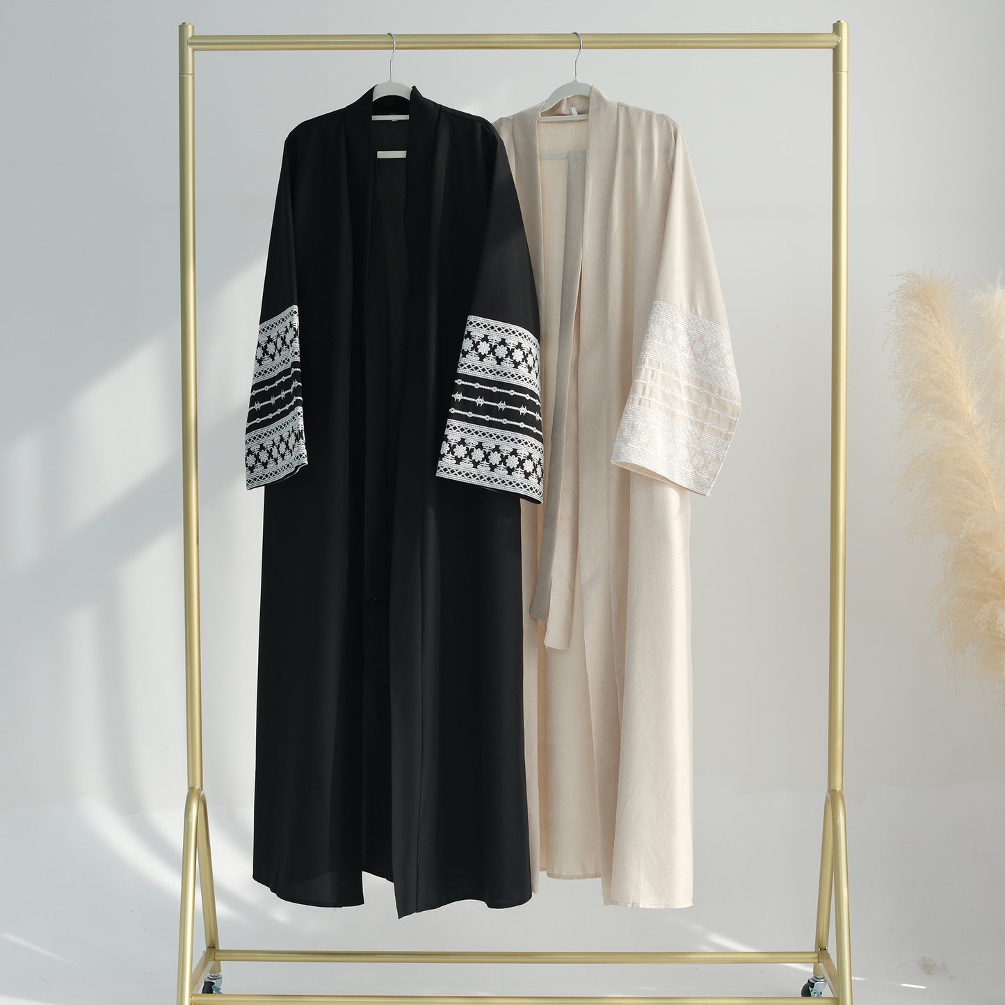 Embroidery Elegant Abaya Cardigan Robe