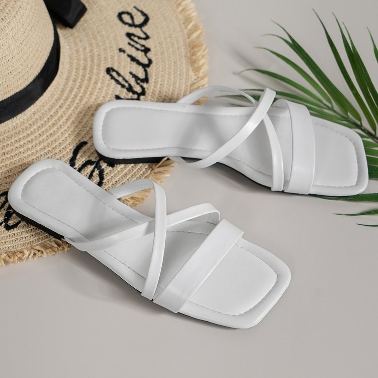 New Flat Sole Slotted Thin Belt Casual Sandals
