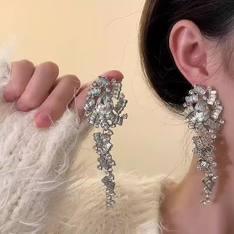 Super Flash Rhinestone Goddess Stud Earrings