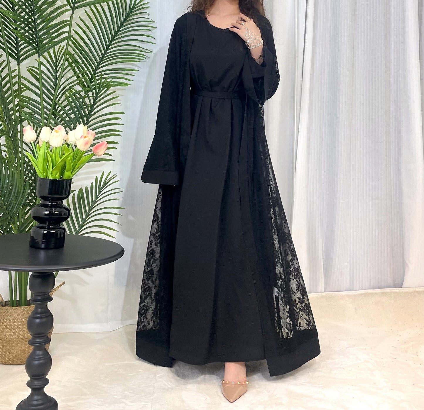 Islamic traditional dress Kaftan Abaya robe burqa