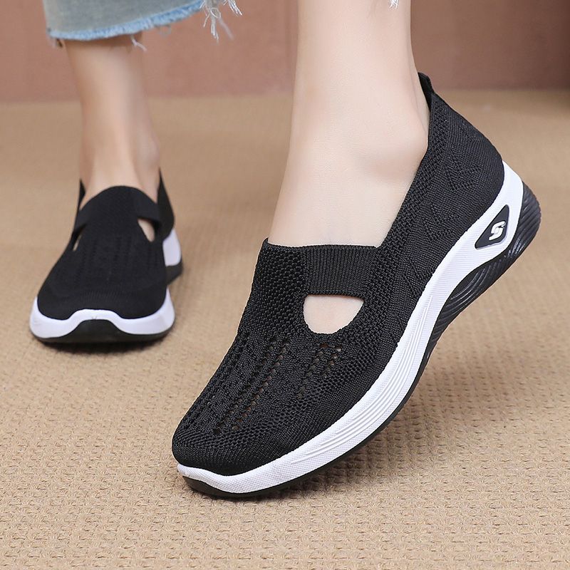 Old Beijing Women's Cloth Shoes  Breathable Mesh, Soft Sole, Anti-Slip