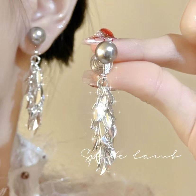 Super Flash Rhinestone Goddess Stud Earrings