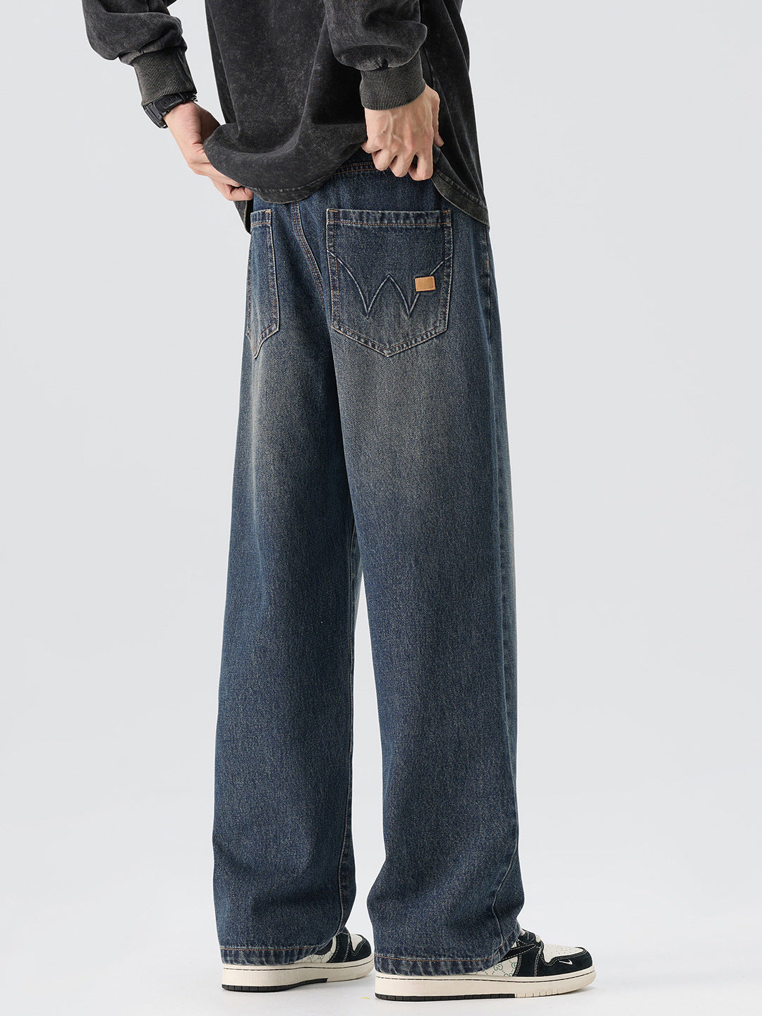 Men’s Loose Wide-Leg Straight Jeans
