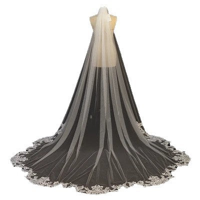 Elegant Lace Bridal Veil with Train