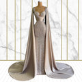Queen thin aura women dress