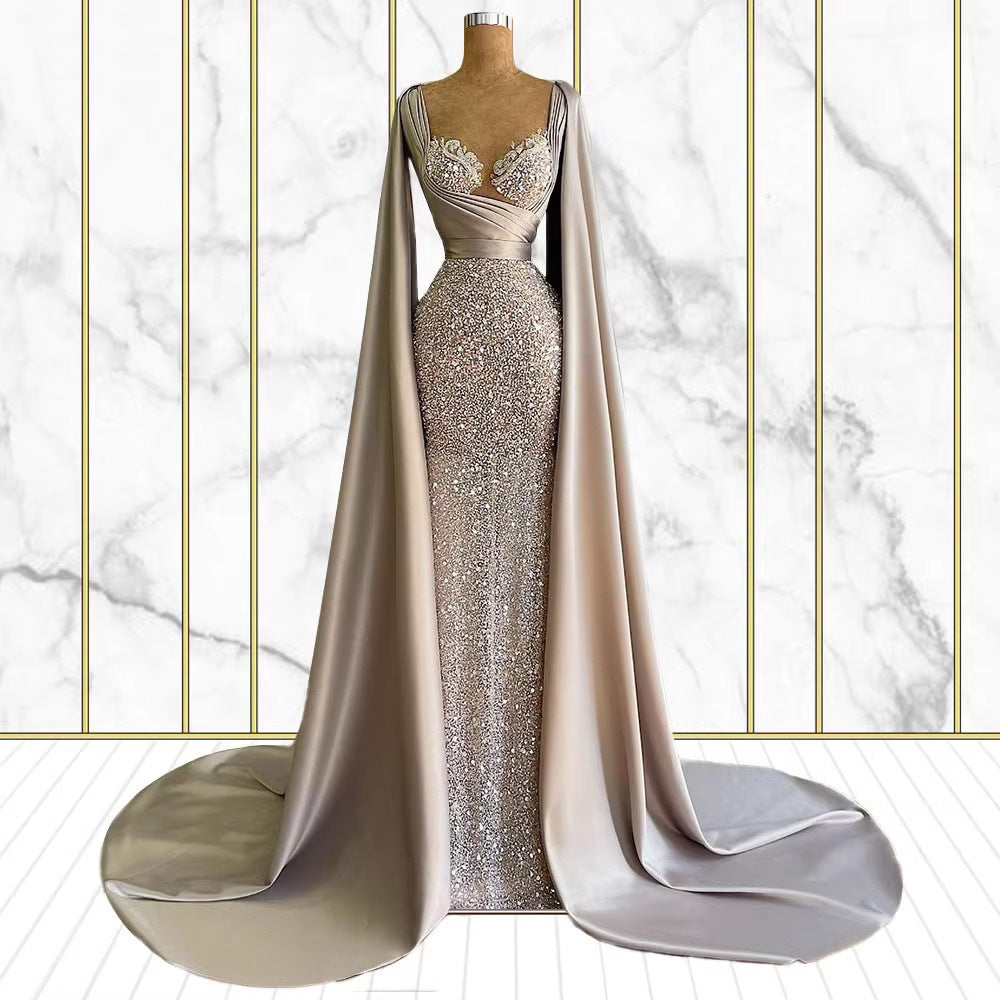 Queen thin aura women dress